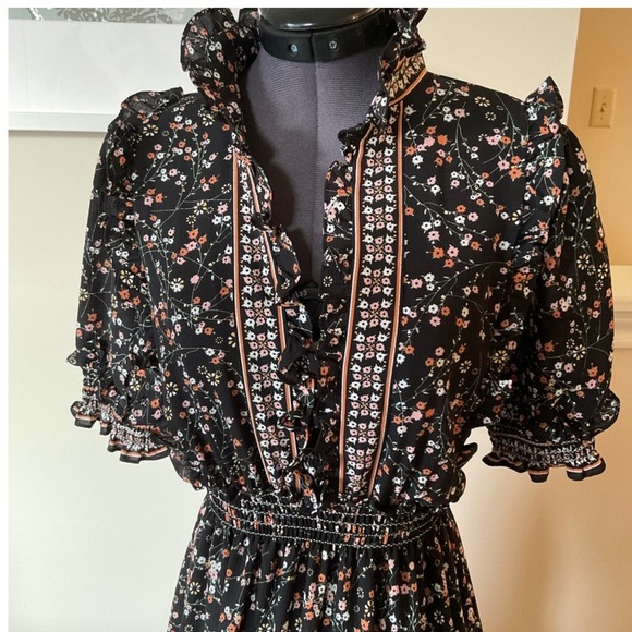 Floral Ruffle Dress - Picture 2 of 3